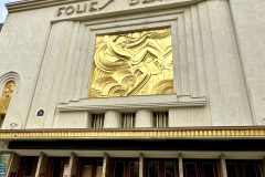 Folies Bergère